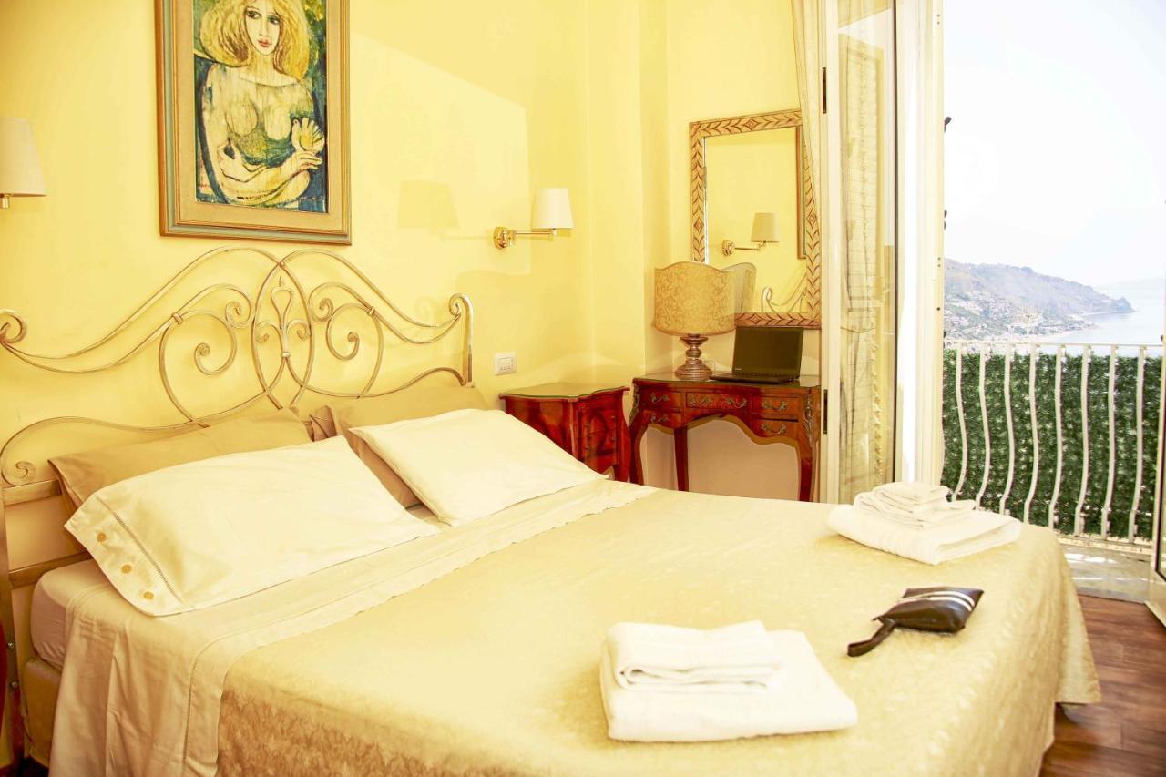 Pascia Cappuccini Hotel Taormina Buitenkant foto